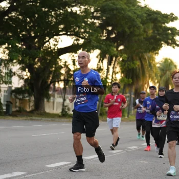 Runner Photo 3582761