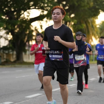 Runner Photo 3582793