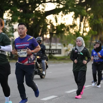 Runner Photo 3582993