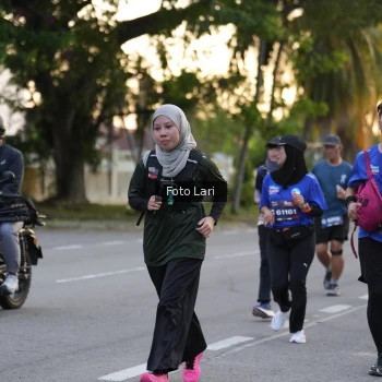Runner Photo 3583003