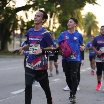 Runner Photo 3583017