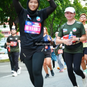 Runner Photo 3583134
