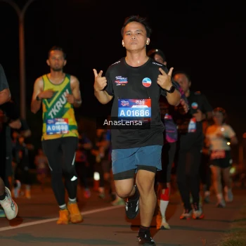 Runner Photo 3583172