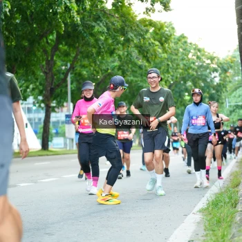 Runner Photo 3583174