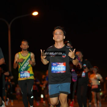Runner Photo 3583176