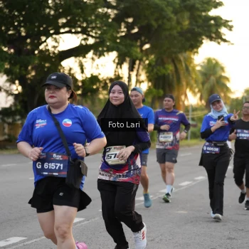 Runner Photo 3583182