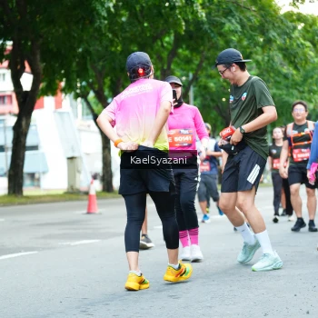 Runner Photo 3583186