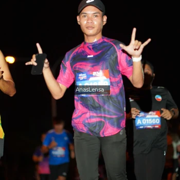 Runner Photo 3583189