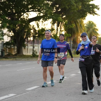 Runner Photo 3583201