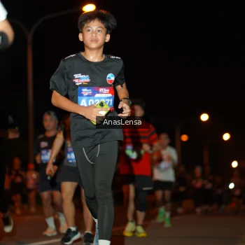 Runner Photo 3583246