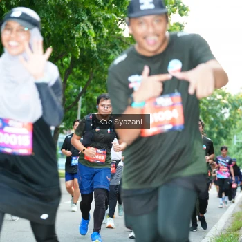 Runner Photo 3583295