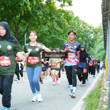 Runner Photo 3583343