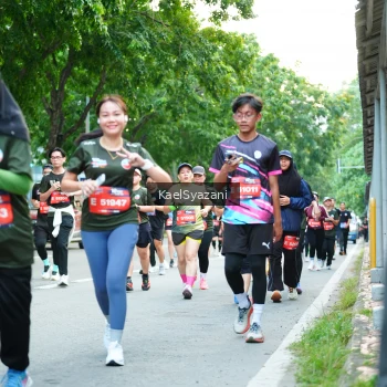 Runner Photo 3583348