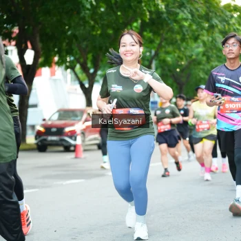 Runner Photo 3583354
