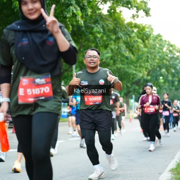 Runner Photo 3583395