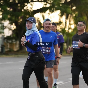 Runner Photo 3583434