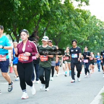 Runner Photo 3583435