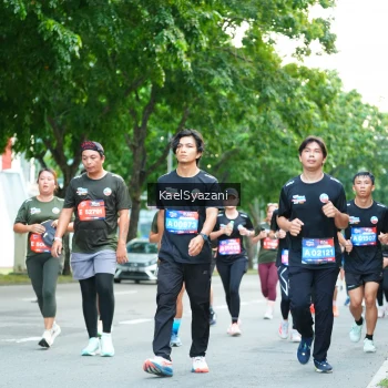 Runner Photo 3583451