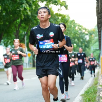Runner Photo 3583476