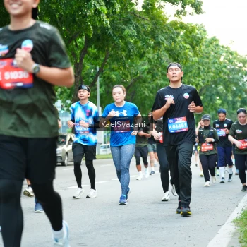 Runner Photo 3583516