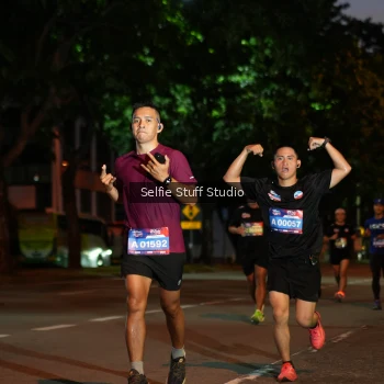 Runner Photo 3583525