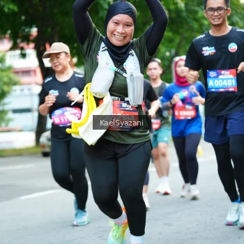 Runner Photo 3583576