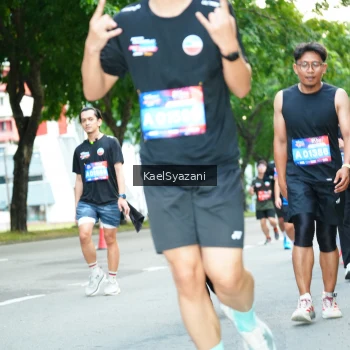 Runner Photo 3583599