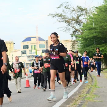 Runner Photo 3583719