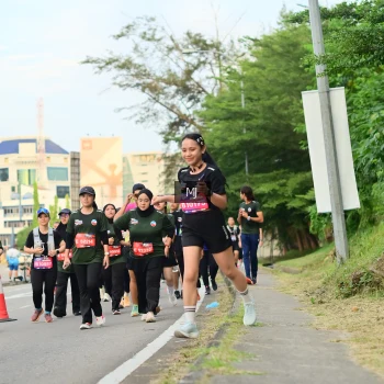 Runner Photo 3583726