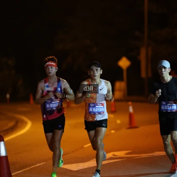 Runner Photo 3583735