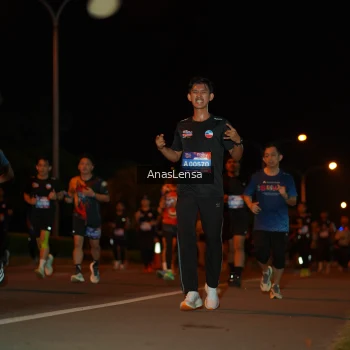 Runner Photo 3583798