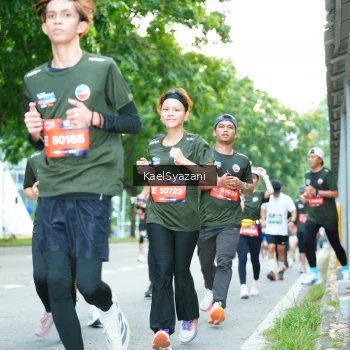 Runner Photo 3583801