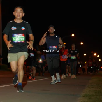 Runner Photo 3583914