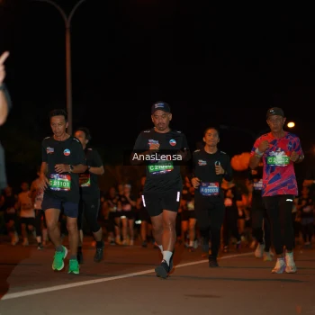 Runner Photo 3583984