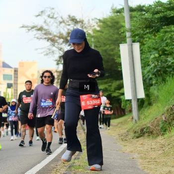 Runner Photo 3584005