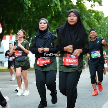 Runner Photo 3584011