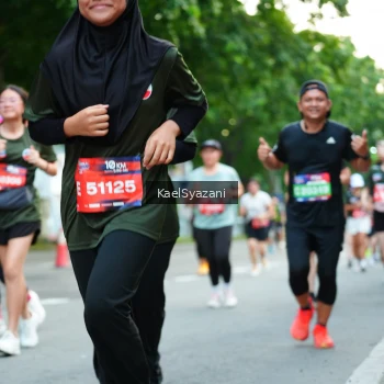 Runner Photo 3584012