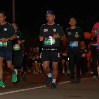 Runner Photo 3584064