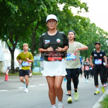 Runner Photo 3584075