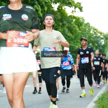Runner Photo 3584088