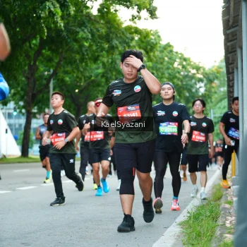 Runner Photo 3584102