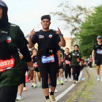 Runner Photo 3584120
