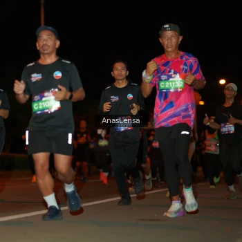 Runner Photo 3584130