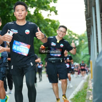 Runner Photo 3584142