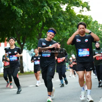 Runner Photo 3584162