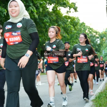 Runner Photo 3584216