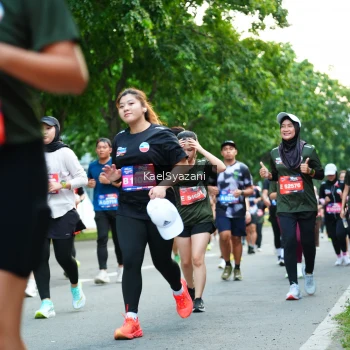 Runner Photo 3584248