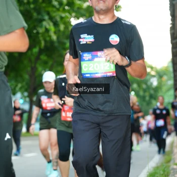 Runner Photo 3584311