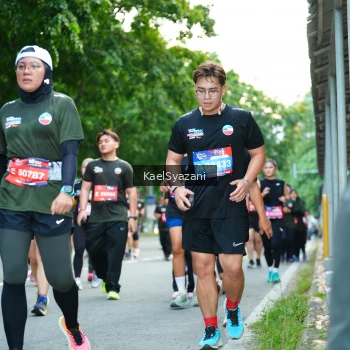 Runner Photo 3584345