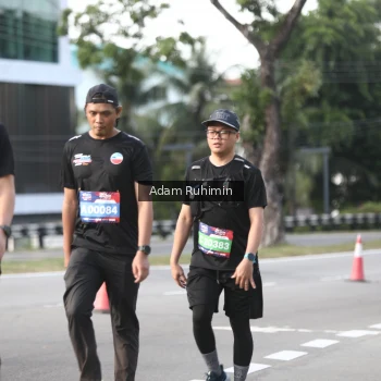 Runner Photo 3584385